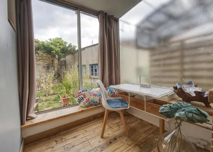 La Nimoise Avec Clim Lägenhet