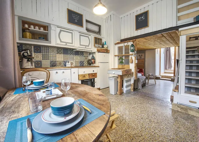 Lägenhet La Nimoise Avec Clim